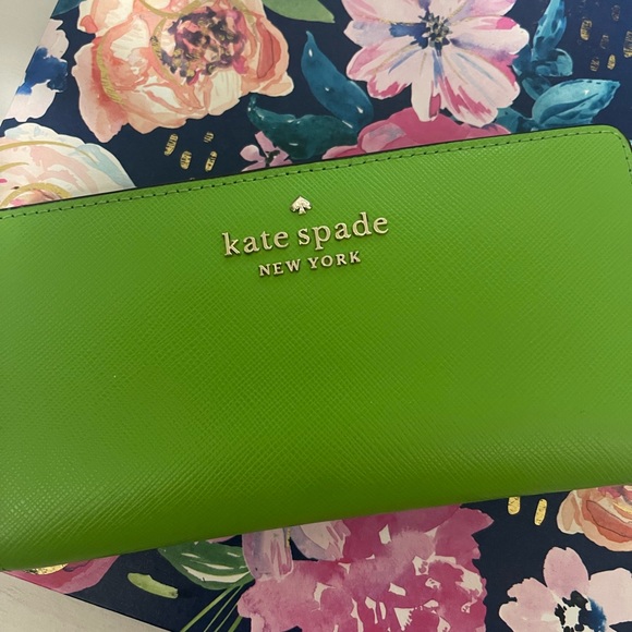 kate spade Handbags - kate spade wallet